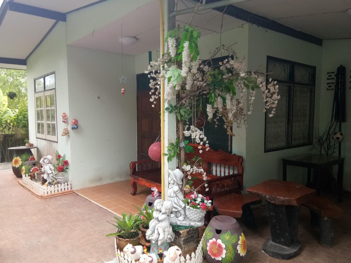 Garden Homestay スラート・ターニー エクステリア 写真